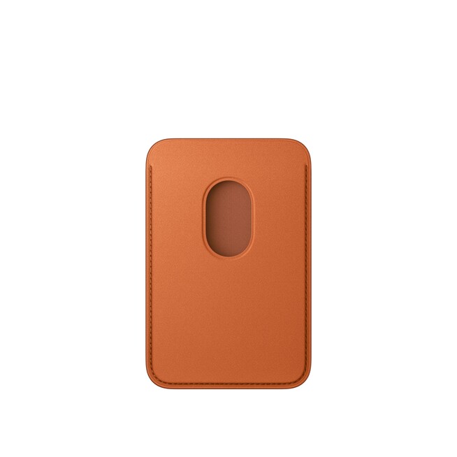 Sie sehen ein Bild von iPhone Feingewebe Wallet mit MagSafe – Fuchsrot, Produktbild: 02 iPhone Feingewebe Wallet mit MagSafe – Fuchsrot, A-Nr.: MGH64ZM/A - 02