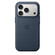 Sie sehen ein Bild von iPhone 17 Pro Funktionsgewebe Case mit MagSafe - Blau, Produktbild: 02 iPhone 17 Pro Funktionsgewebe Case mit MagSafe - Blau, A-Nr.: MGF44ZM/A - 02